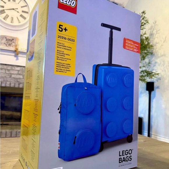 Lego Other - LEGO Bright Blue Luggage and Backpack Set